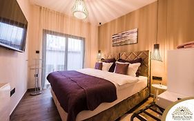 Rustica Nocte Boutique Apartments